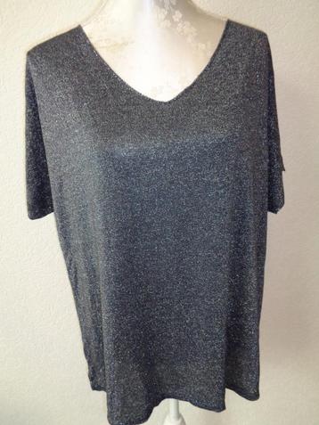 valt als maat XL oksel tot oksel 62 cm-95% viscose beschikbaar voor biedingen