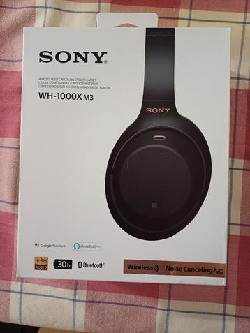 	Sony wh-1000xm3 noise cancelling.  Setje nieuwe oorkussens  beschikbaar voor biedingen