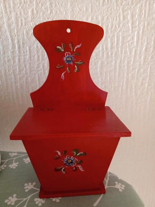 Vintage Rood Houten Zegelbakje, Antiek en Kunst, Curiosa en Brocante, Ophalen of Verzenden