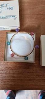 Leuke oude armband van AVON, Sieraden, Tassen en Uiterlijk, Ophalen of Verzenden, Zo goed als nieuw, Overige materialen