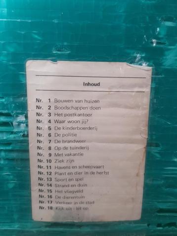 3 koffers met schoolplaten beschikbaar voor biedingen