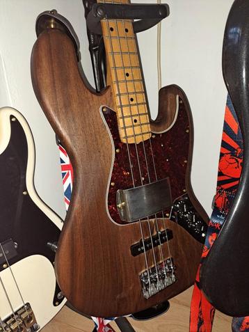 Jazzbass Frankenstein. beschikbaar voor biedingen