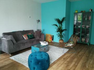 Kobalt Blauwe Poef Made com beschikbaar voor biedingen