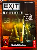 Exit Het Geheime Lab - Escape Room Thuis!, Een of twee spelers, Ophalen of Verzenden, Zo goed als nieuw