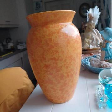 Mooie oranje gele vaas  scheurich   546,,  28 cm  beschikbaar voor biedingen