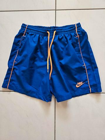 Nike sportbroek is nieuw