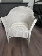 Wit rieten stoel, Tuin en Terras, Ophalen, Zo goed als nieuw, Rotan