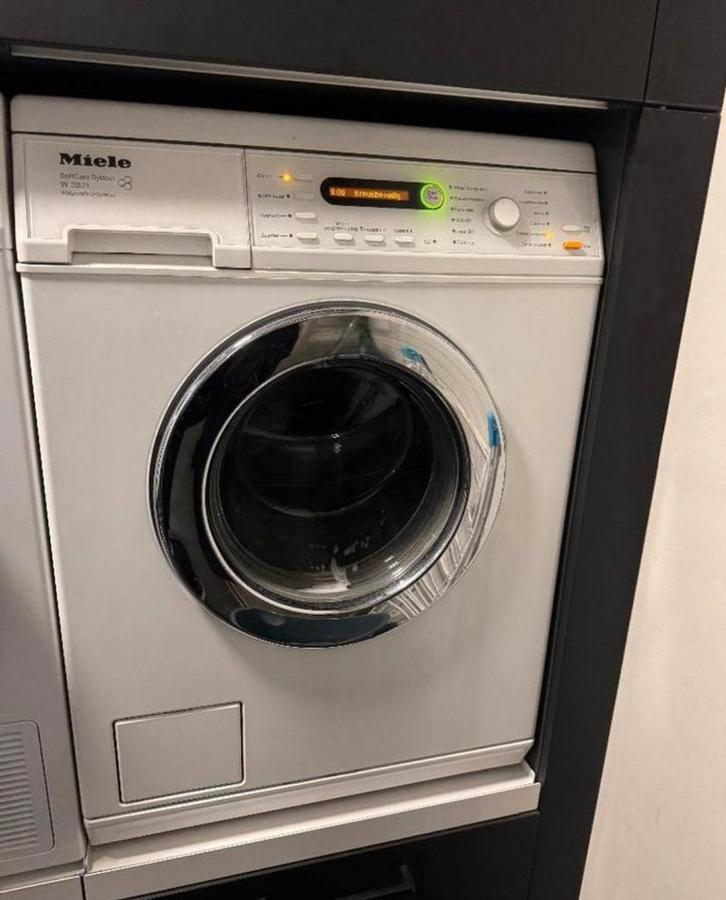 Miele SoftCare 8kg wasmachine met Water Proof-system & A++, Witgoed en Apparatuur, Wasmachines, Zo goed als nieuw, Voorlader, 8 tot 10 kg