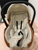 Mooie Moni baby autostoel, Overige merken, Autogordel, Zo goed als nieuw, 0 t/m 13 kg