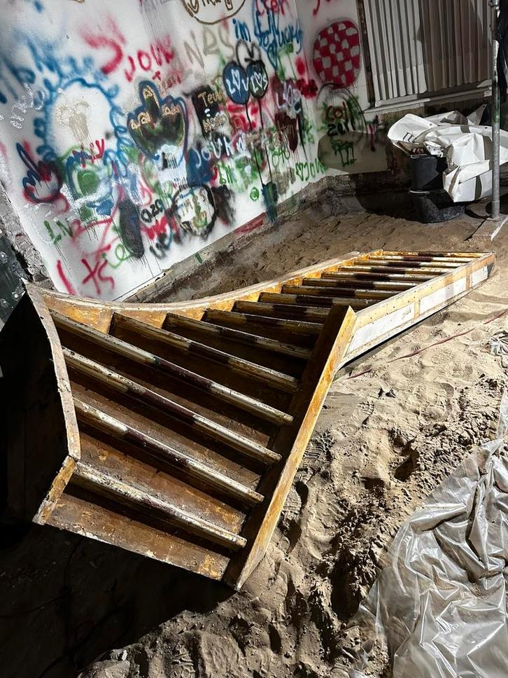 Houten trap opknapper, Doe-het-zelf en Verbouw, Ladders en Trappen, Gebruikt, Trap, 2 tot 4 meter, Ophalen