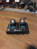 Makita DC18RD Dubbele Lader excl accu’s, Ophalen of Verzenden, Gebruikt
