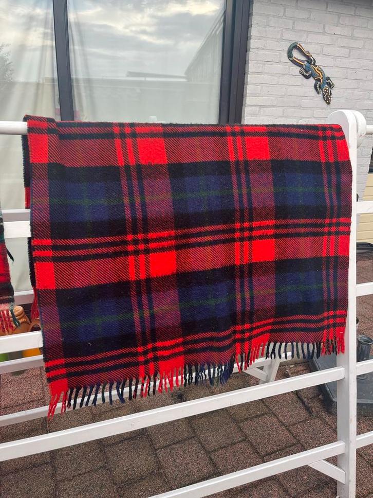 Vintage Wollen Deken - 138x96 cm, Huis en Inrichting, Woonaccessoires | Plaids en Woondekens, Gebruikt, Ophalen of Verzenden