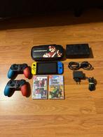 Nintendo Switch Fortnite Editie + 2 Games & 2 Pro Controller, Spelcomputers en Games, Overige genres, Ophalen of Verzenden, Zo goed als nieuw