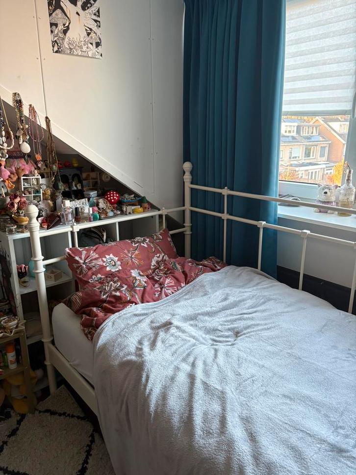 Tromsnes IKEA bed frame, Huis en Inrichting, Slaapkamer | Bedden, Zo goed als nieuw, Eenpersoons, 90 cm, 200 cm, Metaal, Wit, Ophalen