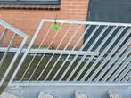 Stalen hoektrap gegalv hoog 2.75mtr nog013, Doe-het-zelf en Verbouw, Ladders en Trappen, Ophalen of Verzenden, Zo goed als nieuw