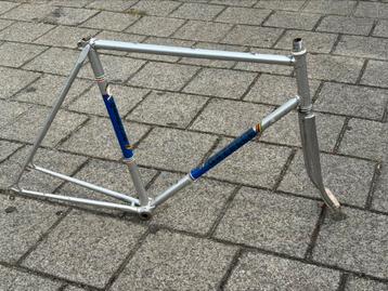 Racefiets frame 59cm beschikbaar voor biedingen