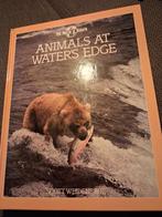 Animals at Water's Edge - Natuurboek 16, Ophalen of Verzenden