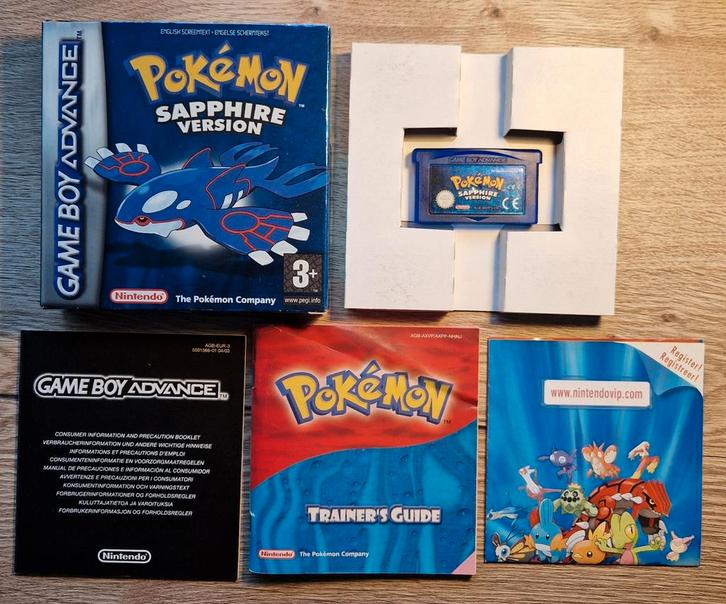 Pokemon Sapphire Gameboy advance compleet verzamelaarsstaat, Spelcomputers en Games, Games | Nintendo Game Boy, Zo goed als nieuw