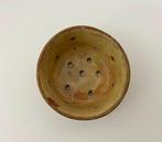 Set van twee ambachtelijke Provençaalse kaasmallen zachtgeel, Antiek en Kunst, Antiek | Keramiek en Aardewerk, Ophalen of Verzenden