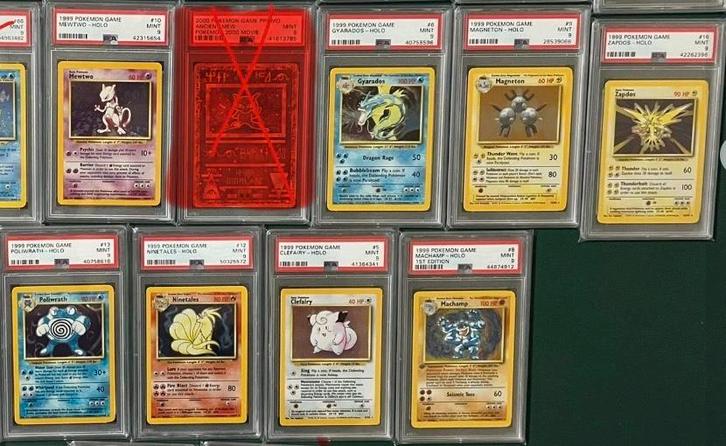 Base psa 9 holo slabs, Hobby en Vrije tijd, Verzamelkaartspellen | Pokémon, Zo goed als nieuw, Meerdere kaarten, Ophalen of Verzenden