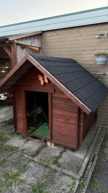 Hondhuizen beschikbaar voor biedingen