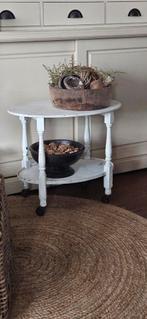 Landelijk tafeltje op wieltjes, Ophalen of Verzenden