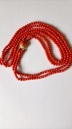 Oude lange tweerijgs ketting Bloedkoraal Gouden Slot, 14 krt, Verzenden, Goud, Ketting, Met edelsteen