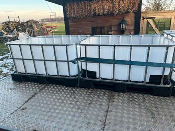 Ibc slowfeeder krat waterbak hooiruif regenton  beschikbaar voor biedingen
