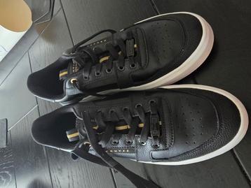 Cruyff sneakers beschikbaar voor biedingen