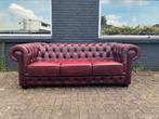 Ruime Chesterfield bank oxblood rood GRATIS BEZORGD, Ophalen of Verzenden, Rechthoekig, Leer, 125 cm of meer