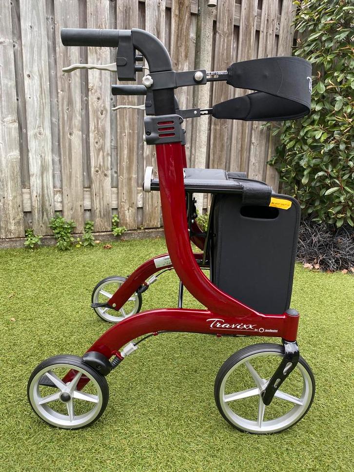 Travixx Deluxe M - Medipoint rollator +tas+rugband Topstaat!, Diversen, Rollators, Zo goed als nieuw, Lichtgewicht, Opvouwbaar