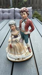Porseleinen Beeldje van een Barok Koppeltje, Ophalen of Verzenden, Beeldje(s)