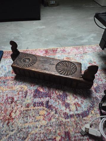 Antiek Vintage Opbergdoosje met Houtsnijwerk beschikbaar voor biedingen