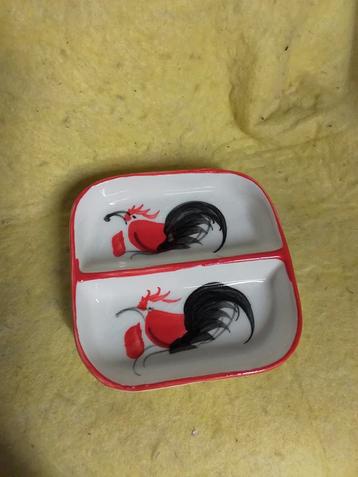 14410 ) mooi schaaltje  uit Thailand   9x9cm beschikbaar voor biedingen