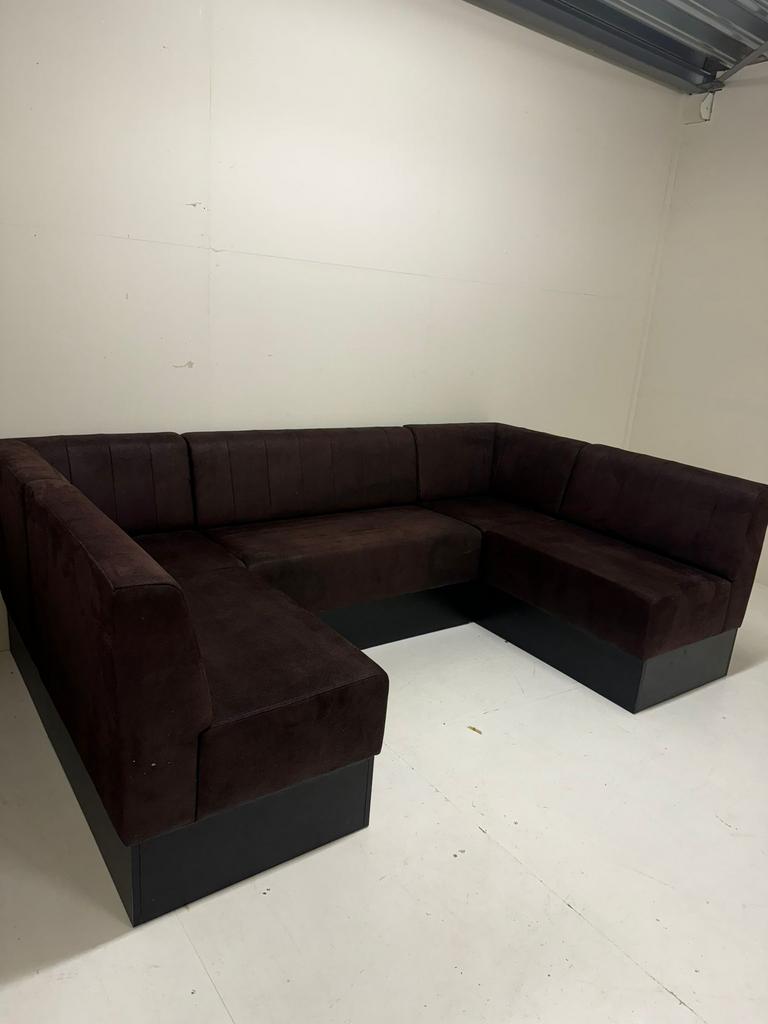 Satelliet Horecabank Rome Donkerbruin 260cm 3 x stock, Zakelijke goederen, Horeca | Meubilair en Inrichting, Ophalen, Gebruikt