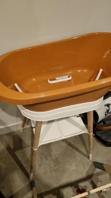 Baby badje beschikbaar voor biedingen
