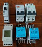 Diverse groepenkast componenten., Hobby en Vrije tijd, Elektronica-componenten, Ophalen of Verzenden