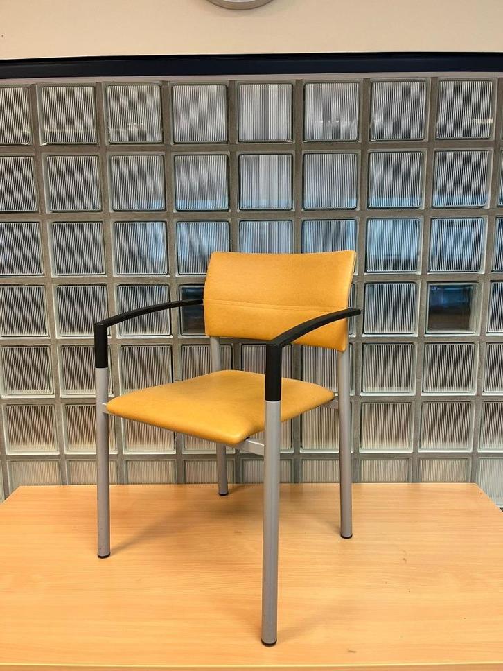 Wiesner Hager Alu form leer (6 st. beschikbaar), Huis en Inrichting, Stoelen, Zo goed als nieuw, Vijf, Zes of meer stoelen, Leer
