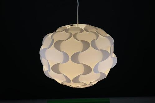 2 grote hanglampen Fillstra Van Gunner Jensen Ikea, Huis en Inrichting, Lampen | Hanglampen, Zo goed als nieuw, 50 tot 75 cm, Kunststof