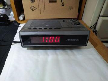 LED CLOCK RADIO beschikbaar voor biedingen