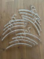 12 kleerhangers, Kleding | Dames, Kledinghangers, Ophalen, Gebruikt