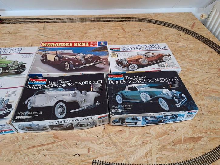 8 klassieke oldtimers Monogram / Italeri 1/ 24, Hobby en Vrije tijd, Modelbouw | Auto's en Voertuigen, Zo goed als nieuw, Truck