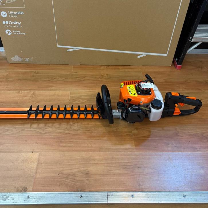 Kibani Heggenschaar Benzine 22.5 cc 0.8 pk 2-takt Motor 55 c, Tuin en Terras, Hand-tuingereedschap, Zo goed als nieuw