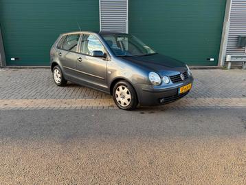 Volkswagen 2004 Grijs Airco beschikbaar voor biedingen