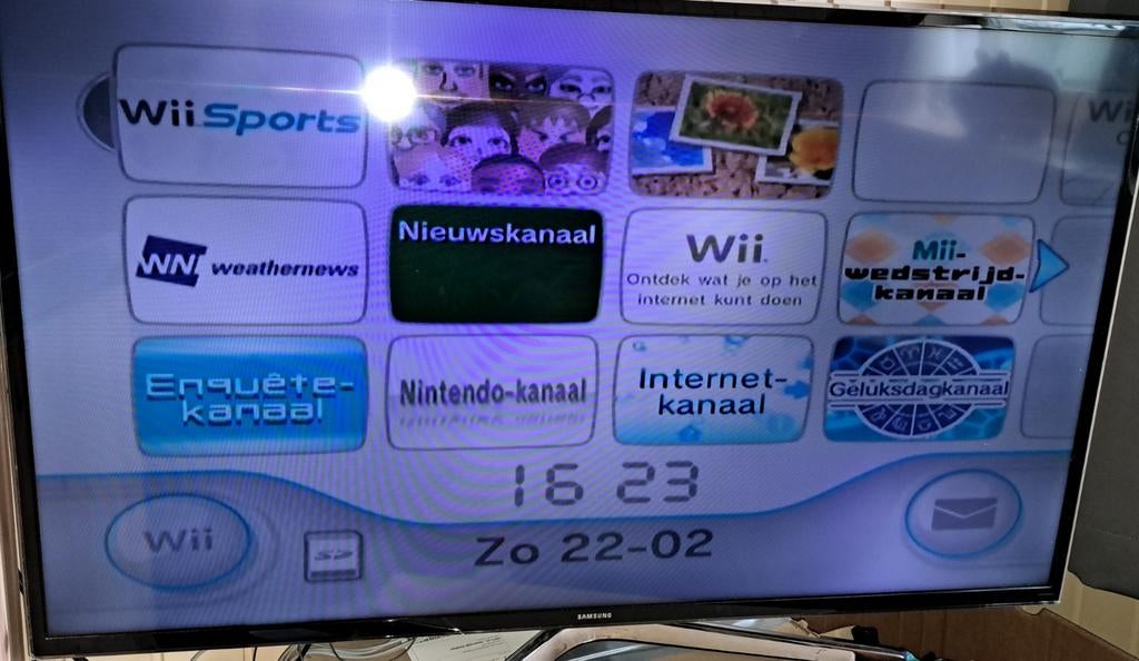Nintendo Wii, DSi en Gameboy Collectie, Ophalen of Verzenden, Gebruikt, Met 3 controllers of meer, Met stuurtje