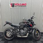 Yamaha MT-07 2024 Akrapovic zwart MT07 bomvol opties!!, Bedrijf, Meer dan 35 kW, Naked bike