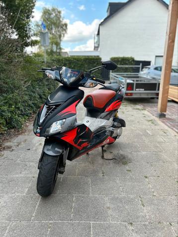 Aprilia sr 50 factory beschikbaar voor biedingen