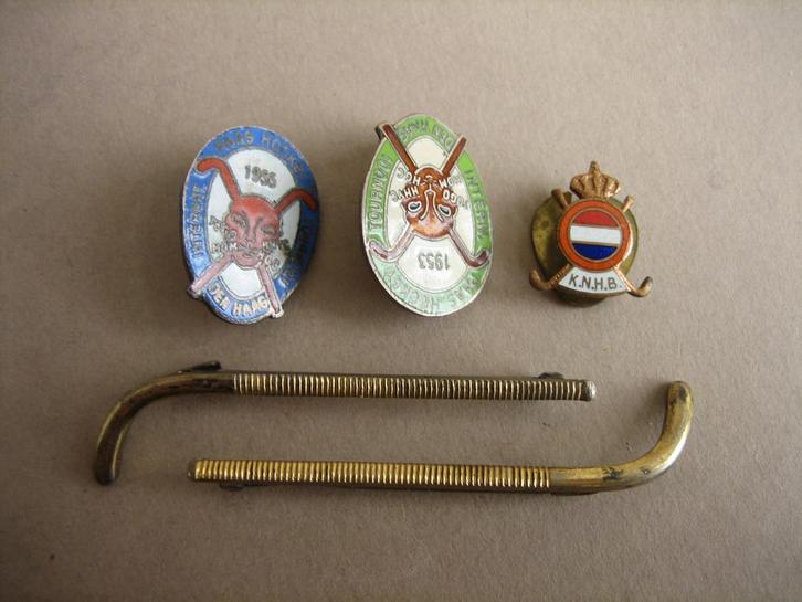 Oude speld hockey sport KNHB etc, Verzamelen, Speldjes, Pins en Buttons, Gebruikt, Overige onderwerpen, Ophalen of Verzenden