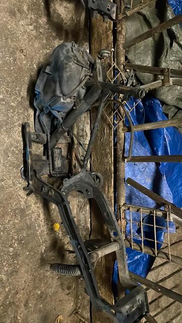 Gilera runner frame + radiateur beschikbaar voor biedingen