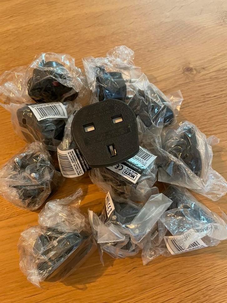 Maclean MCE72 adapter UK stekker naar Euro, Muziek en Instrumenten, Kabels en Stekkers, Nieuw, Apparatuur, Ophalen